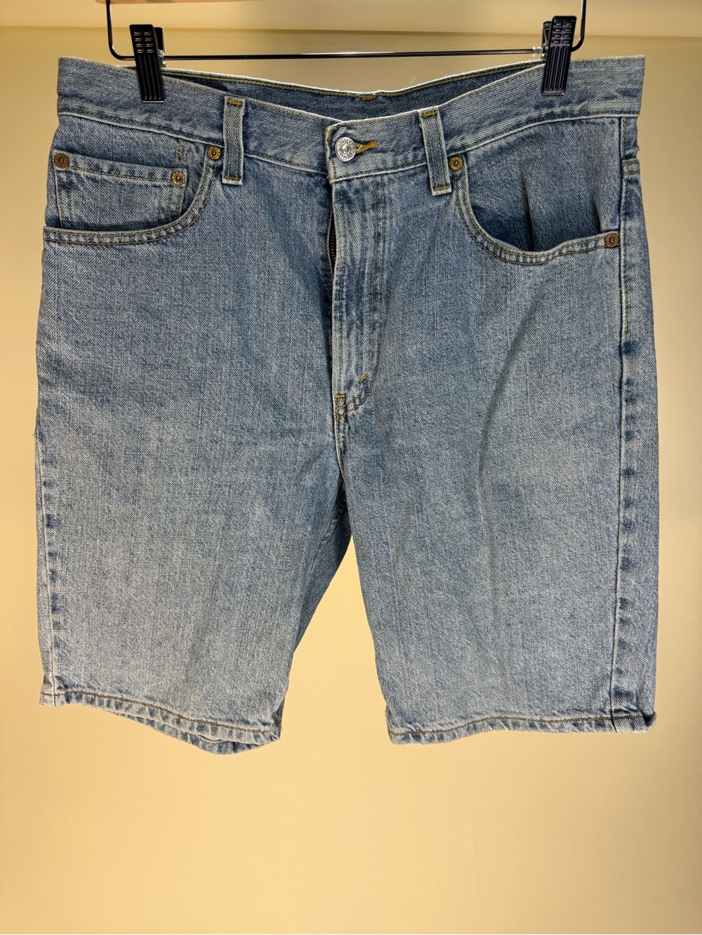 Vintage Levi's Light Blue Relaxed Men’s Jean Shorts 505 Patch Waist